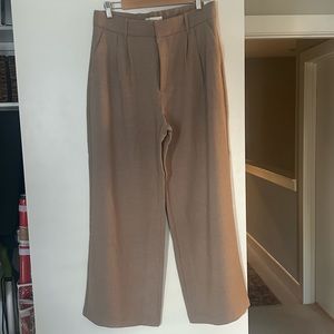 Abercrombie Tailored Wide Leg Pants - SHORT length